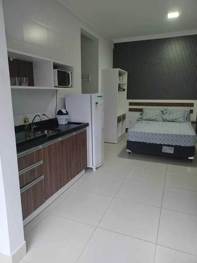 Aparthotel Loft Bombinhas Van Gogh Brazil